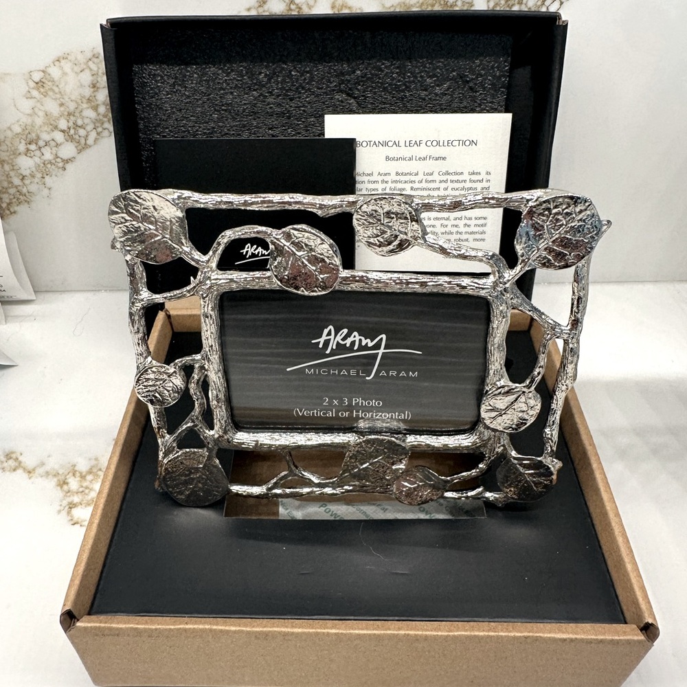 New Michael Aram Botanical Leaf Mini Picture Frame